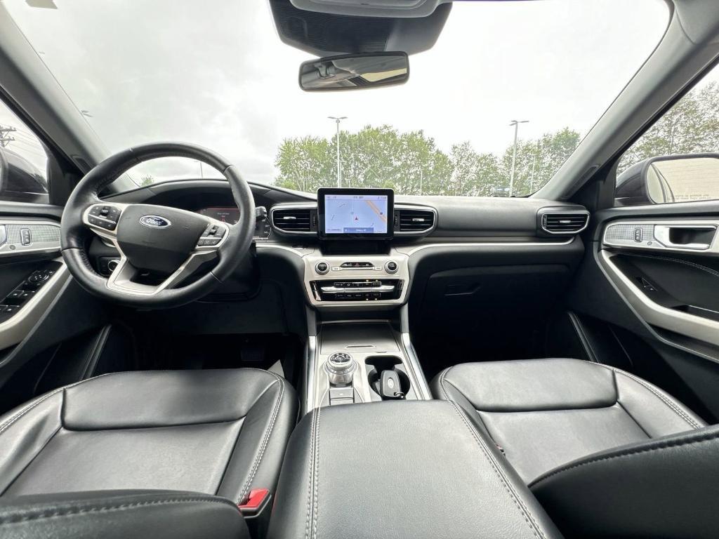 used 2022 Ford Explorer car, priced at $31,900