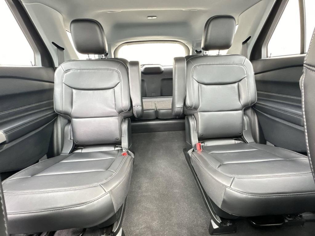 used 2022 Ford Explorer car, priced at $31,900
