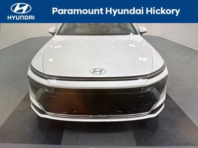used 2025 Hyundai Sonata Hybrid car, priced at $35,900