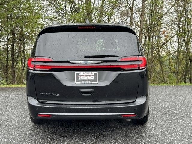 used 2021 Chrysler Pacifica car, priced at $29,700