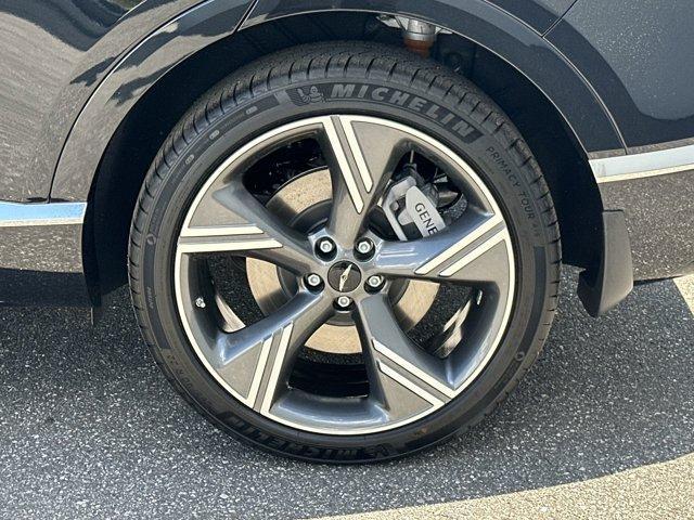 new 2025 Genesis GV80 car, priced at $81,900