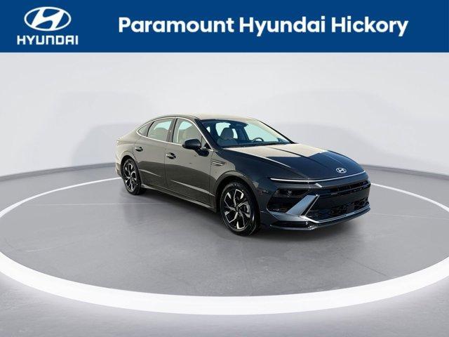 used 2025 Hyundai Sonata car, priced at $26,900