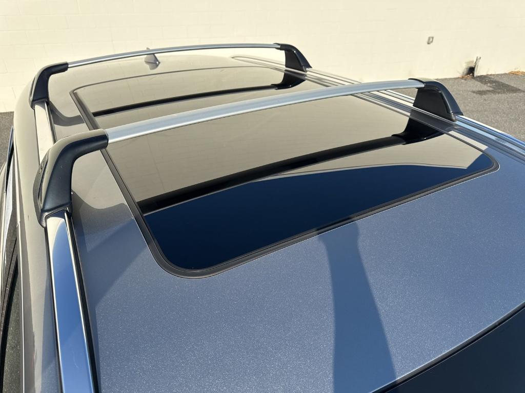 used 2025 Genesis GV80 car, priced at $69,900