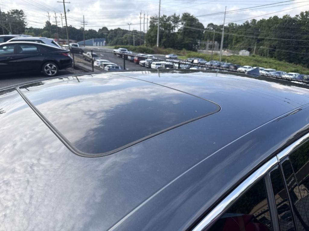 used 2021 Genesis G90 car, priced at $42,900