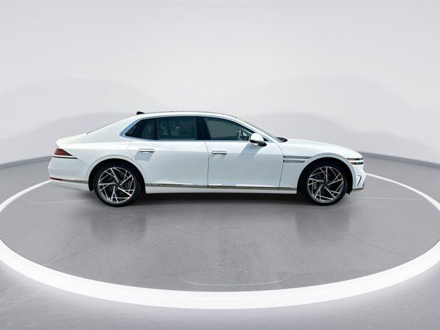 used 2025 Genesis G90 car, priced at $78,900
