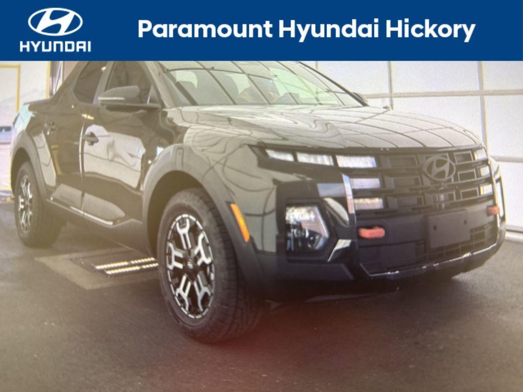 used 2025 Hyundai SANTA CRUZ car, priced at $35,900