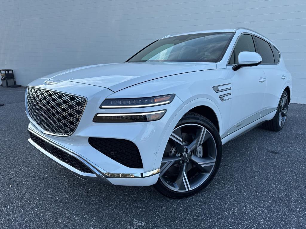 used 2025 Genesis GV80 car, priced at $68,900