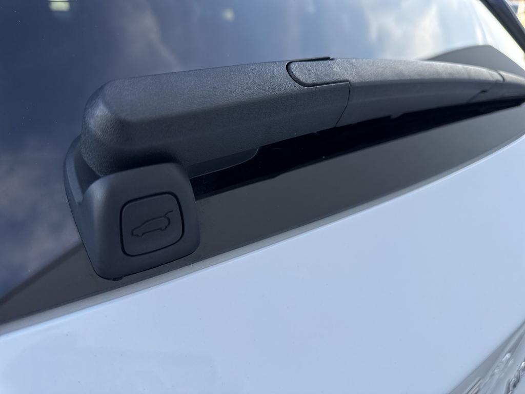 used 2025 Genesis GV80 car, priced at $68,900