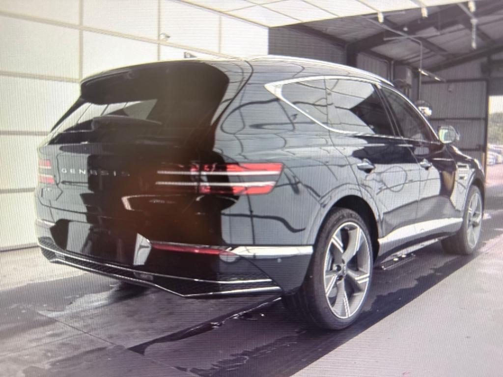 used 2025 Genesis GV80 car, priced at $67,900