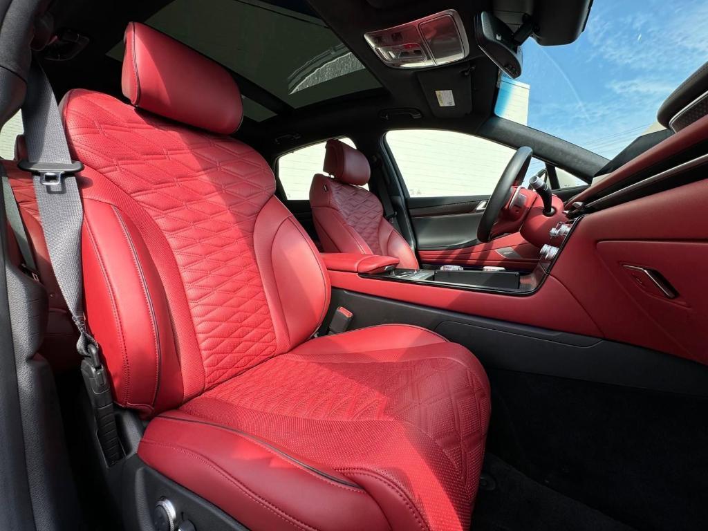 used 2025 Genesis G80 car, priced at $59,900