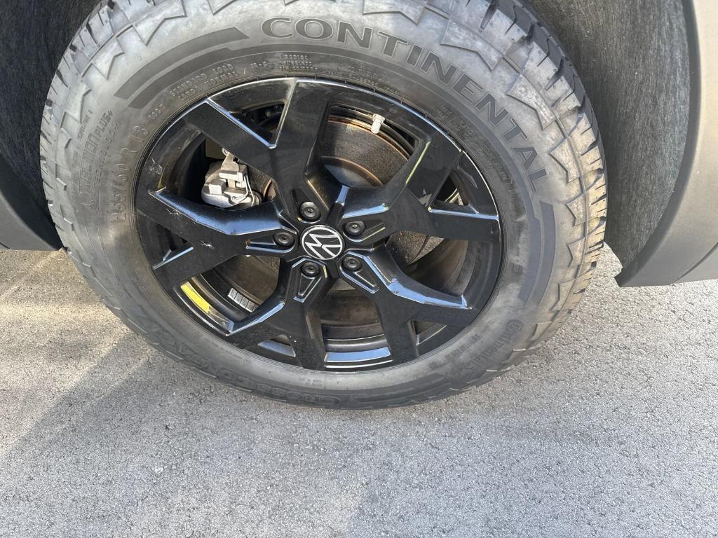 used 2024 Volkswagen Atlas car, priced at $36,700