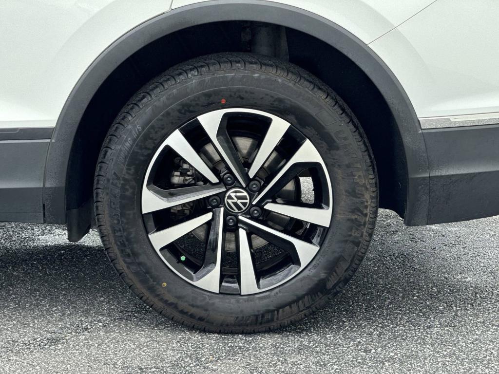 used 2022 Volkswagen Tiguan car, priced at $15,900