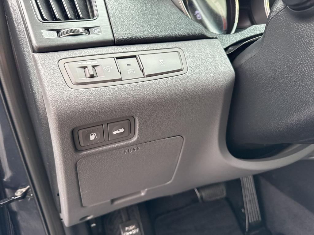 used 2013 Hyundai Sonata car, priced at $8,900