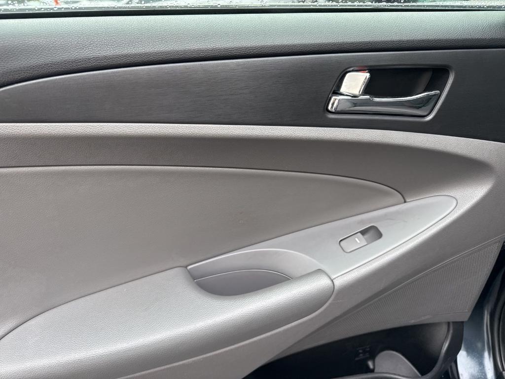 used 2013 Hyundai Sonata car, priced at $8,900