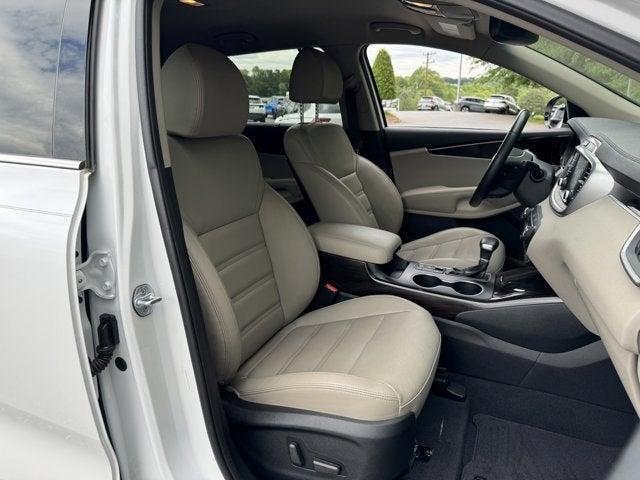used 2019 Kia Sorento car, priced at $22,900