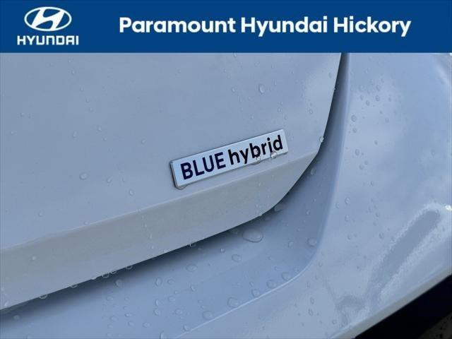 new 2024 Hyundai Elantra HEV car, priced at $27,925