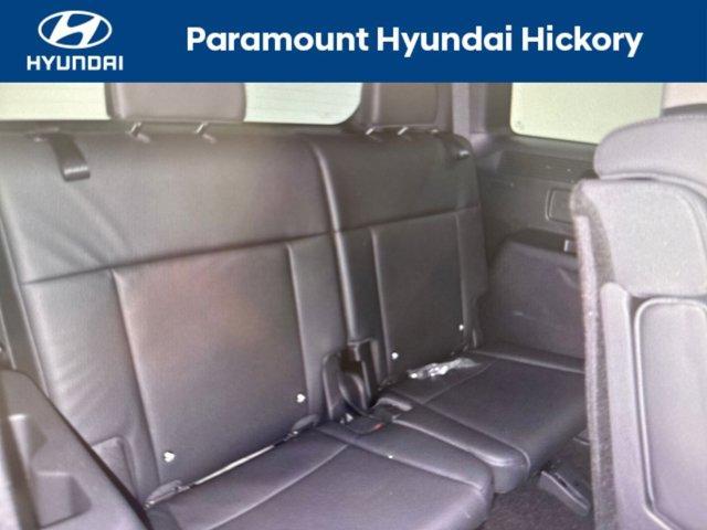 used 2025 Hyundai Santa Fe car, priced at $42,900
