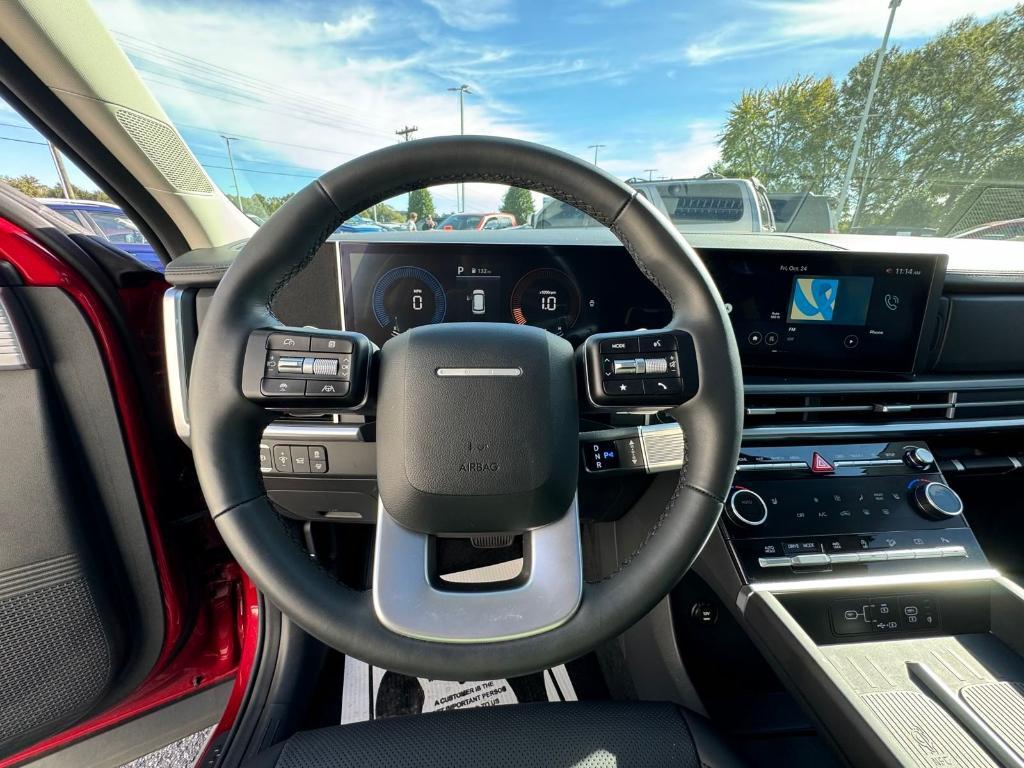 used 2025 Hyundai Santa Fe car, priced at $42,900