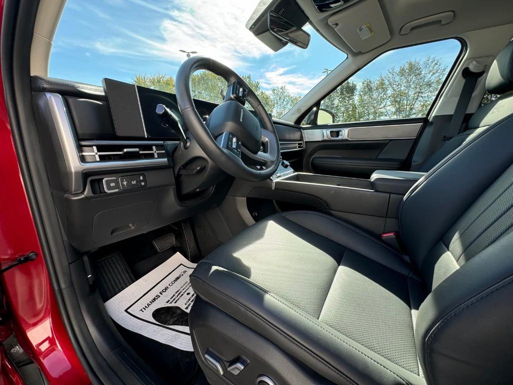 used 2025 Hyundai Santa Fe car, priced at $42,900