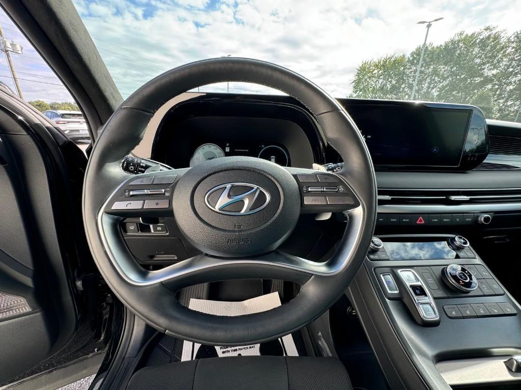 used 2025 Hyundai Palisade car, priced at $53,900