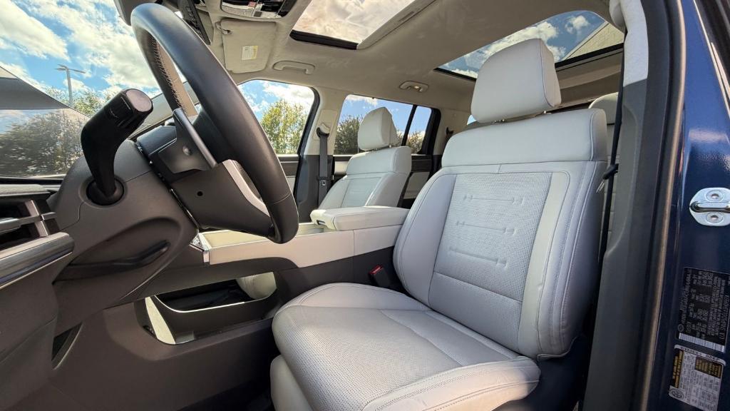 used 2025 Hyundai Santa Fe car, priced at $40,800