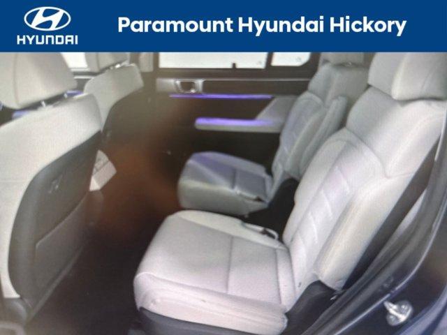 used 2025 Hyundai Santa Fe car, priced at $40,900