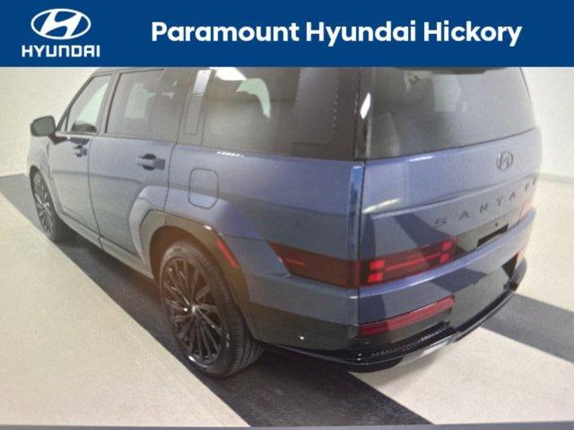 used 2025 Hyundai Santa Fe car, priced at $40,900