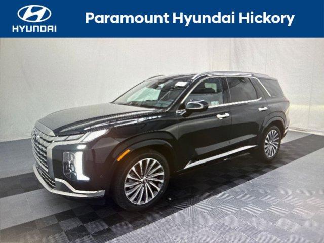 used 2025 Hyundai Palisade car, priced at $45,900