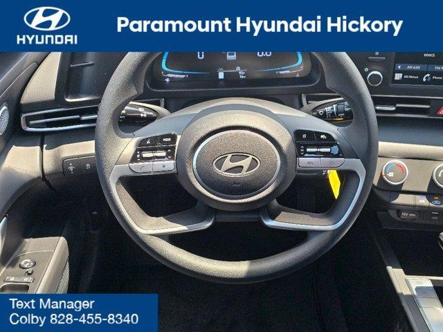 new 2025 Hyundai Elantra car