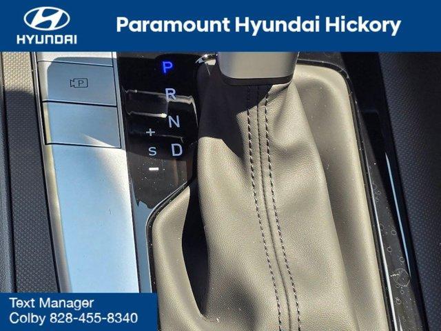 new 2025 Hyundai Elantra car