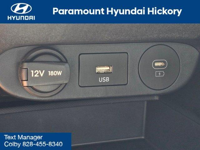 new 2025 Hyundai Elantra car