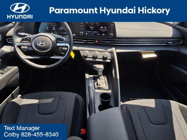 new 2025 Hyundai Elantra car