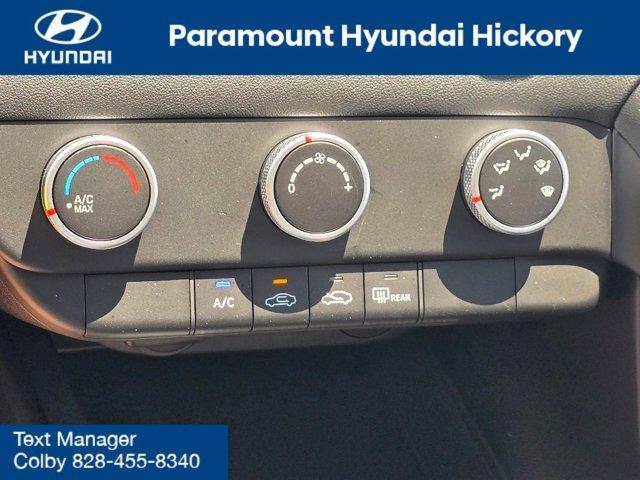 new 2025 Hyundai Elantra car