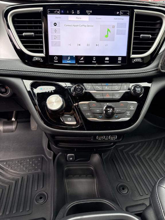 used 2023 Chrysler Pacifica car, priced at $35,900