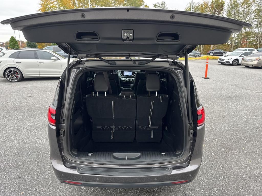 used 2023 Chrysler Pacifica car, priced at $35,900