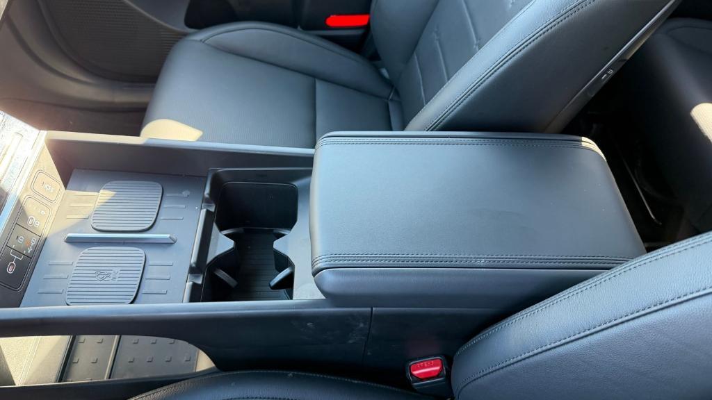 used 2025 Hyundai SANTA FE HEV car, priced at $46,900