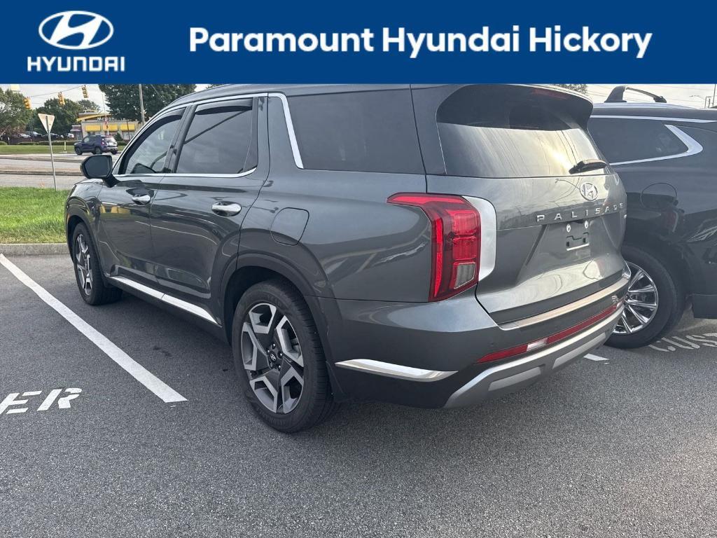 used 2024 Hyundai Palisade car, priced at $39,900