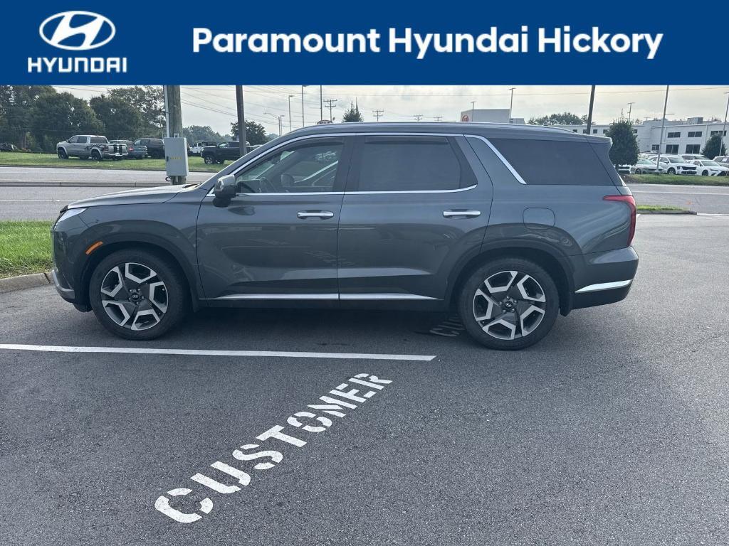 used 2024 Hyundai Palisade car, priced at $39,900