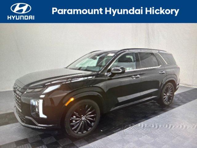 used 2025 Hyundai Palisade car, priced at $52,900