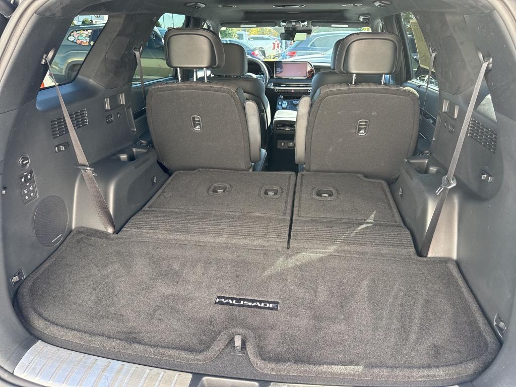 used 2025 Hyundai Palisade car, priced at $52,900