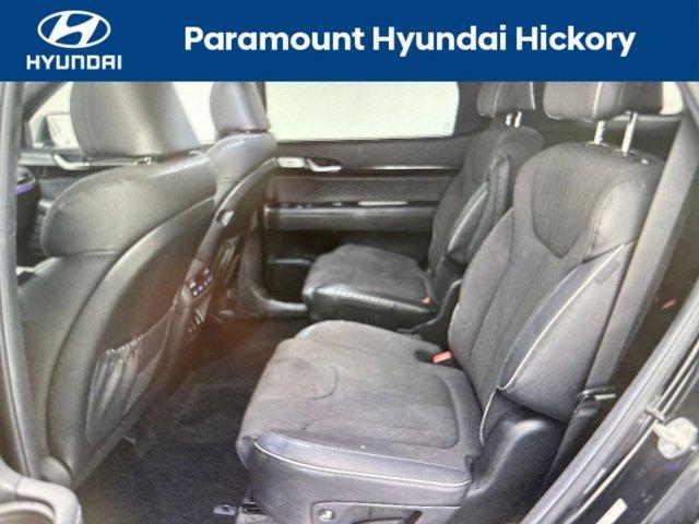 used 2025 Hyundai Palisade car, priced at $52,900