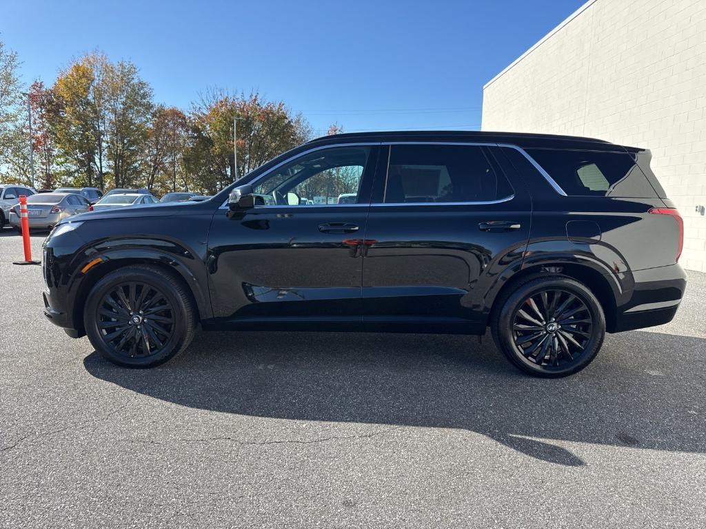 used 2025 Hyundai Palisade car, priced at $52,900