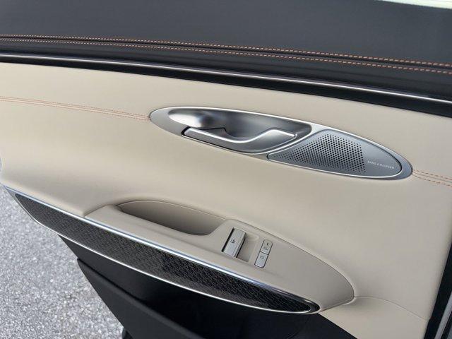 new 2026 Genesis GV70 car