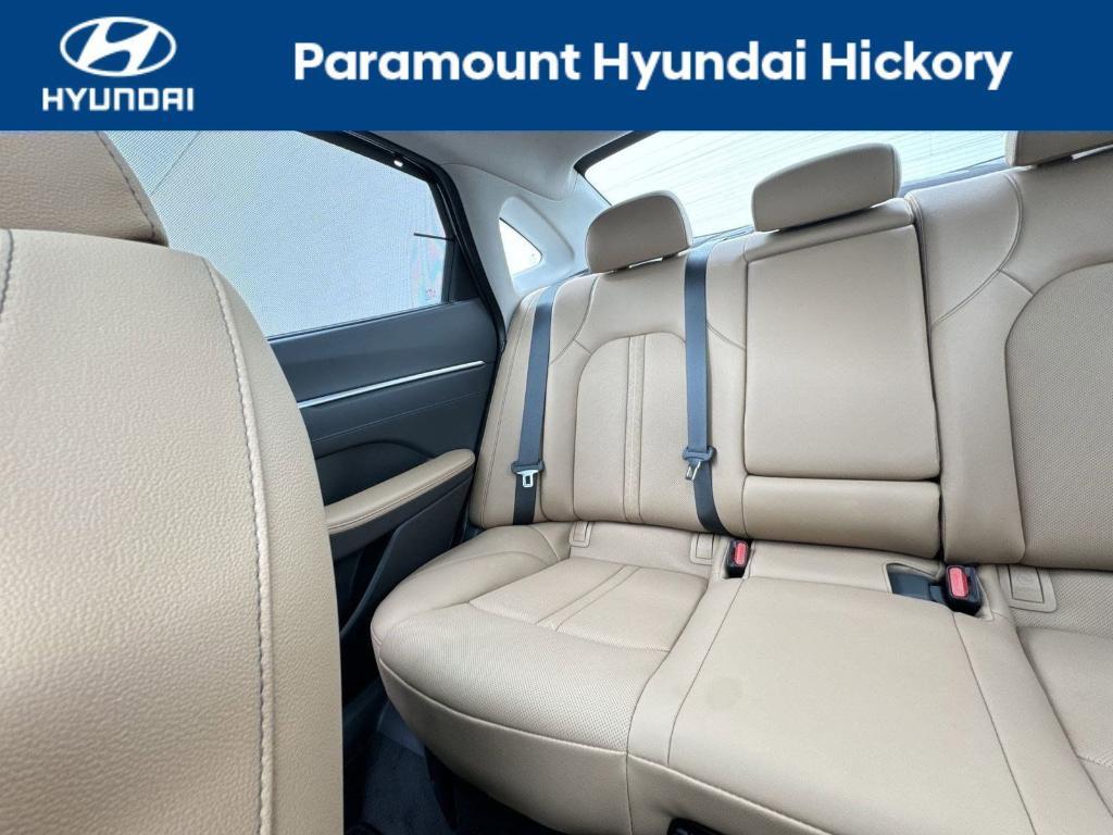 used 2025 Hyundai Sonata Hybrid car, priced at $32,900