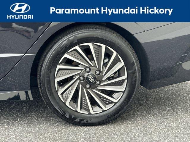 used 2025 Hyundai Sonata Hybrid car, priced at $34,800