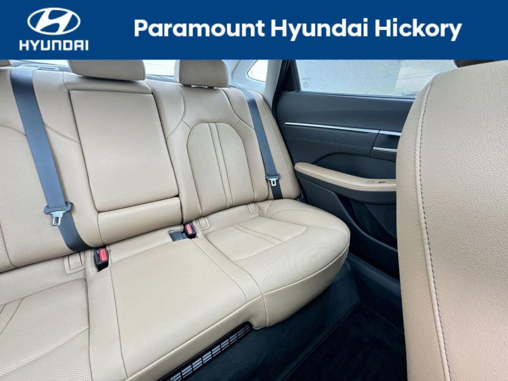 used 2025 Hyundai Sonata Hybrid car, priced at $32,900