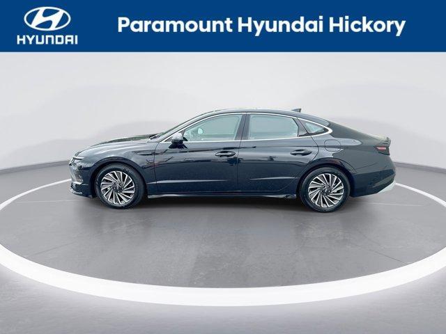 used 2025 Hyundai Sonata Hybrid car, priced at $34,800