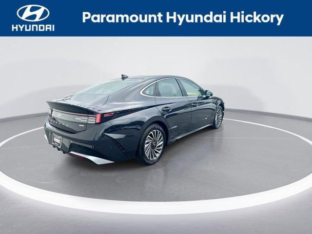 used 2025 Hyundai Sonata Hybrid car, priced at $34,800