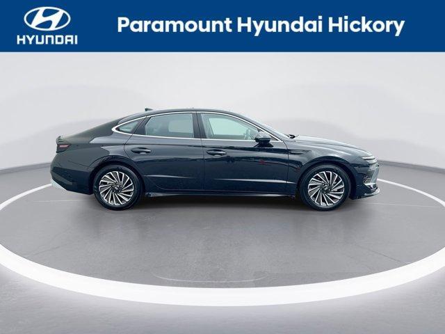used 2025 Hyundai Sonata Hybrid car, priced at $34,800