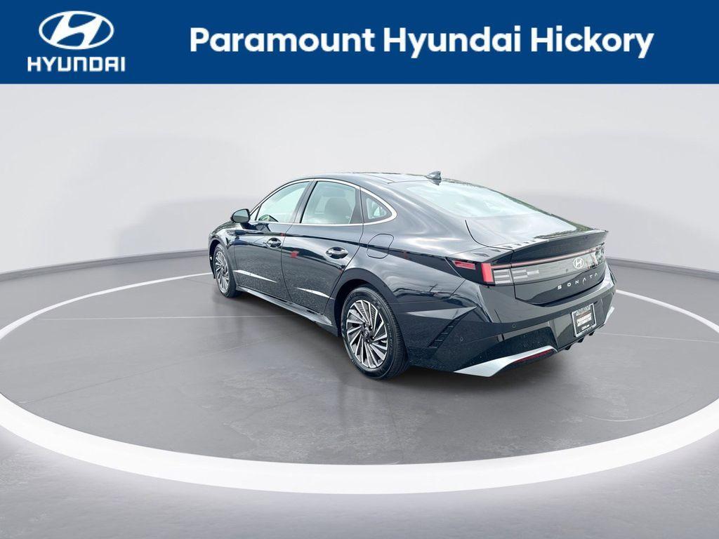 used 2025 Hyundai Sonata Hybrid car, priced at $34,800